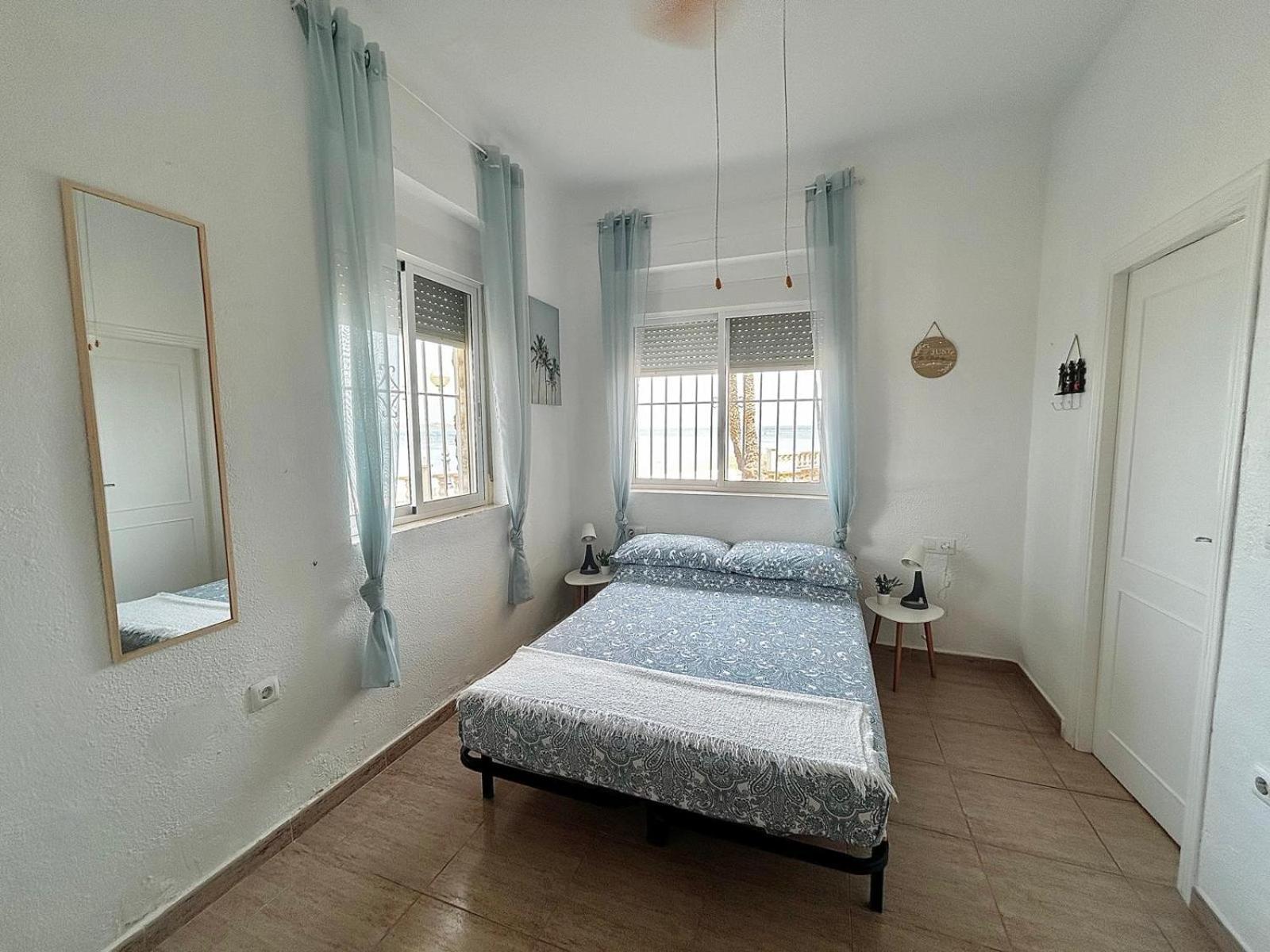 Apartamento Mar Menor, Los Urrutias - Beachfront Apartment With Patio Under New Management Since July 2024 Cartagena Exterior photo